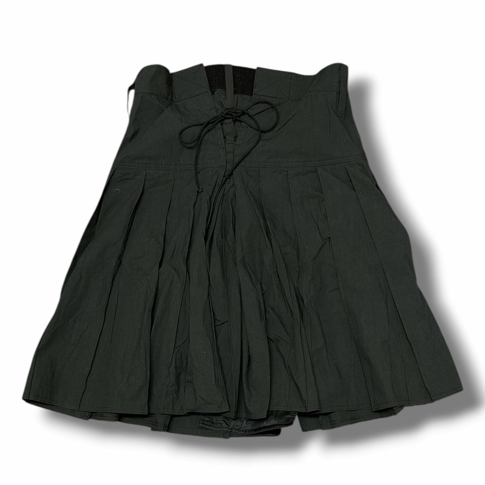 参考上代79200円 BIBLIOTHERK GERMAN PLEATED SKIRT ジャーマンプリーツドスカート ビブリオテーク ブラック F （3932M） 参考上代79200円 BIBLIOTHERK GERMAN PLEATED SKIRT ジャーマン