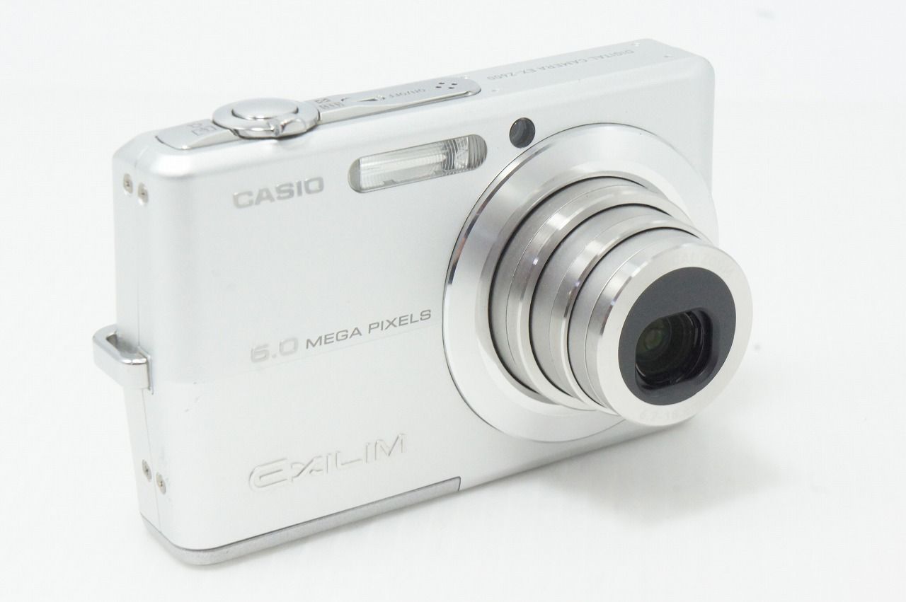 CASIO カシオ EXILIM EX-Z600 コンパクトデジタルカメラ シルバー