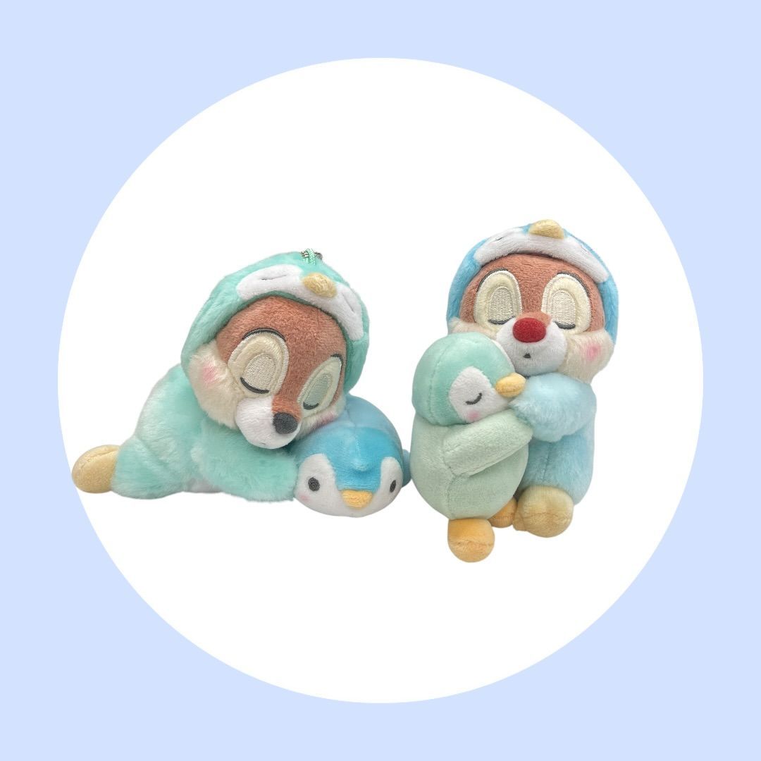 未使用レア☆チップ&デールふわふわぬいぐるみ☆Disney Store☆美品 ディズニー【チップ＆デール】 ぬいぐるみキーホルダー・キーチェーン