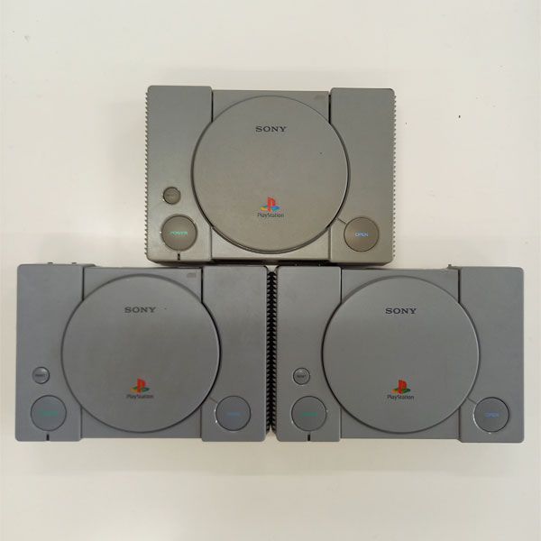 ジャンク品】PS1 初代 本体のみ まとめ売り 3個セット #m00443 - メルカリ