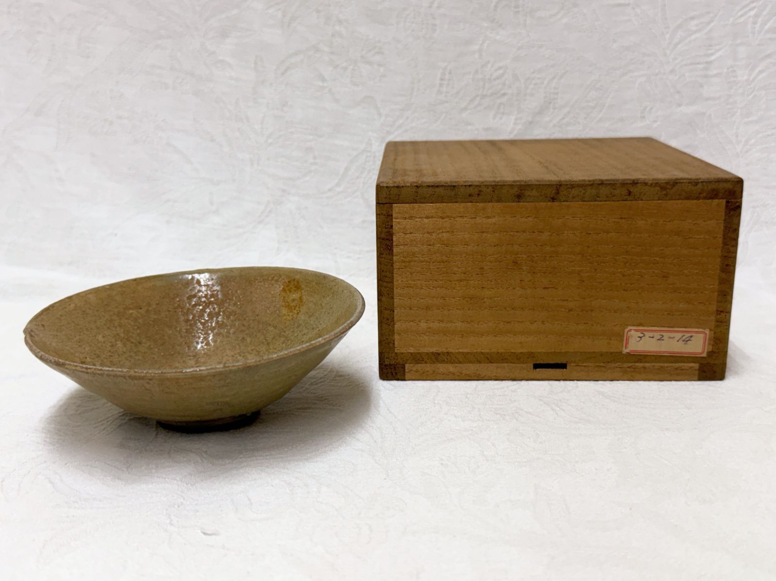 D110★ 高麗茶碗 【発掘品 / 合せ箱付き】 約700年前 韓国慶州 朝鮮古美術 茶道具 骨董品 古玩 時代物