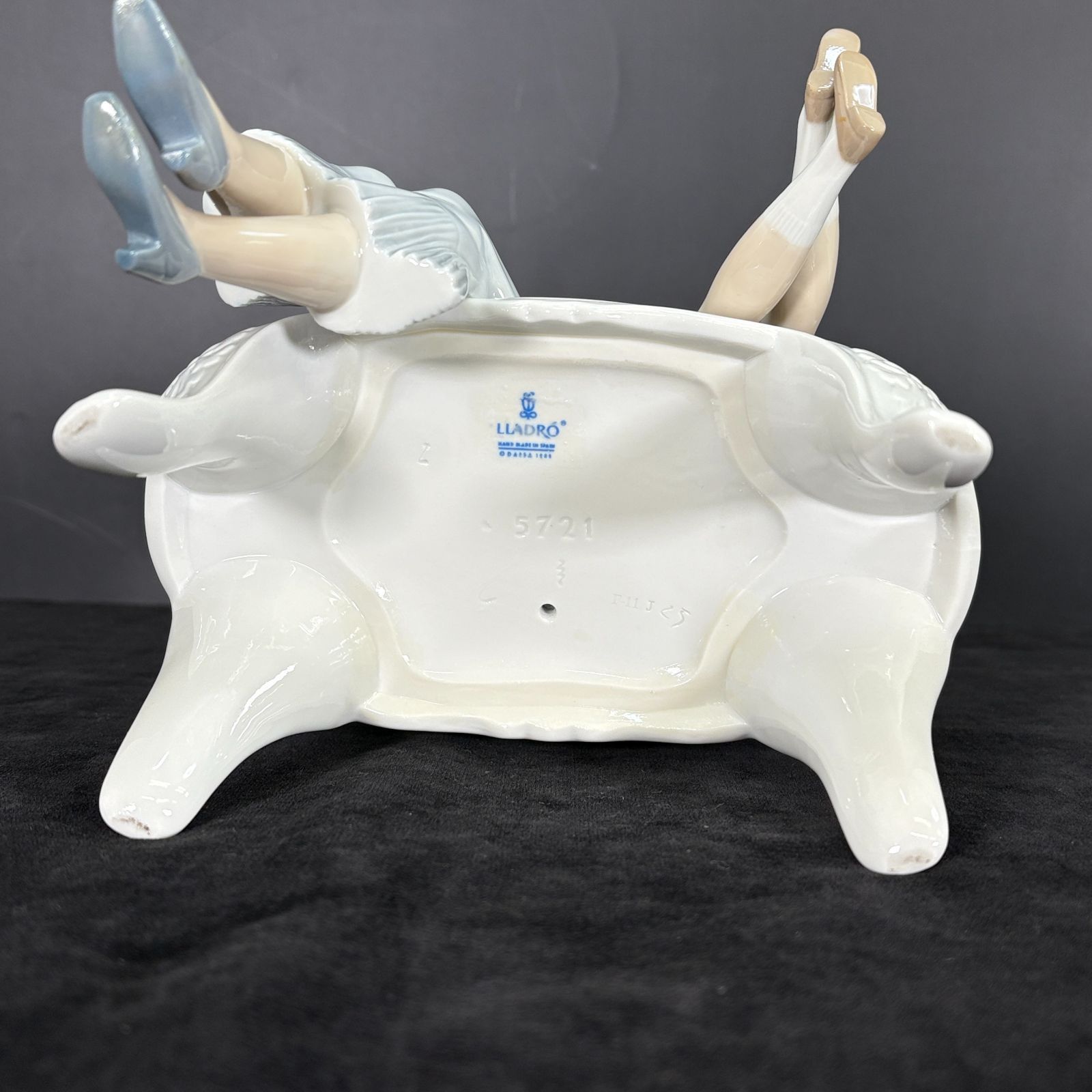 LLADRO リヤドロ Once Upon a Time 昔々 No.5721 読み聞かせ 母と子