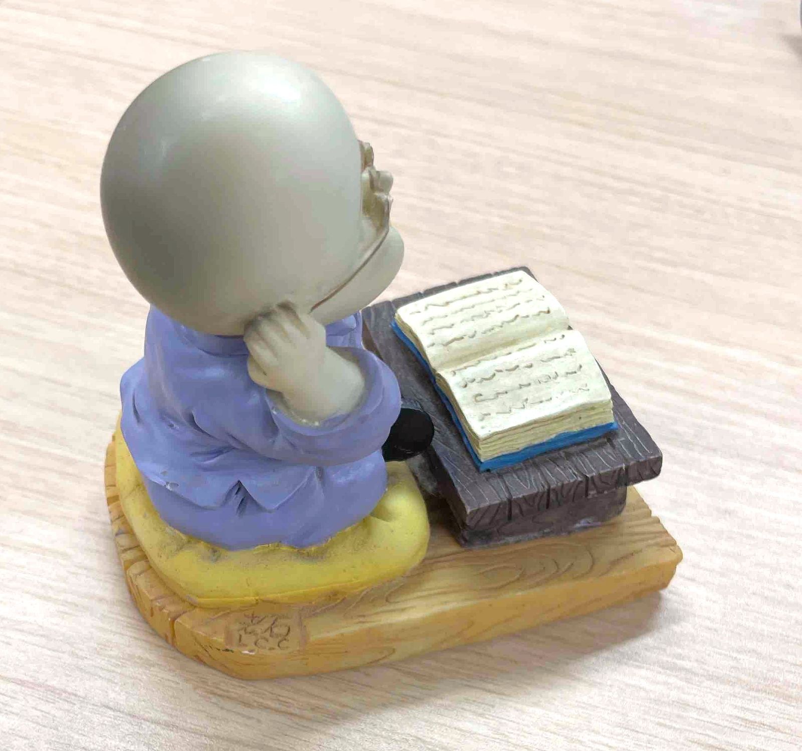 3点セット】少林寺 小坊主 修行僧 読書 背書 錬球 眼鏡 陶器製 置物