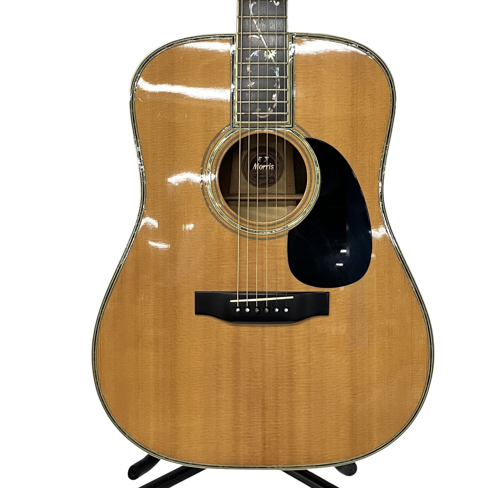 Morris W-100Dアコースティックギター ハードケース付 Morris モーリス W-100D アコースティックギター ハードケース付き