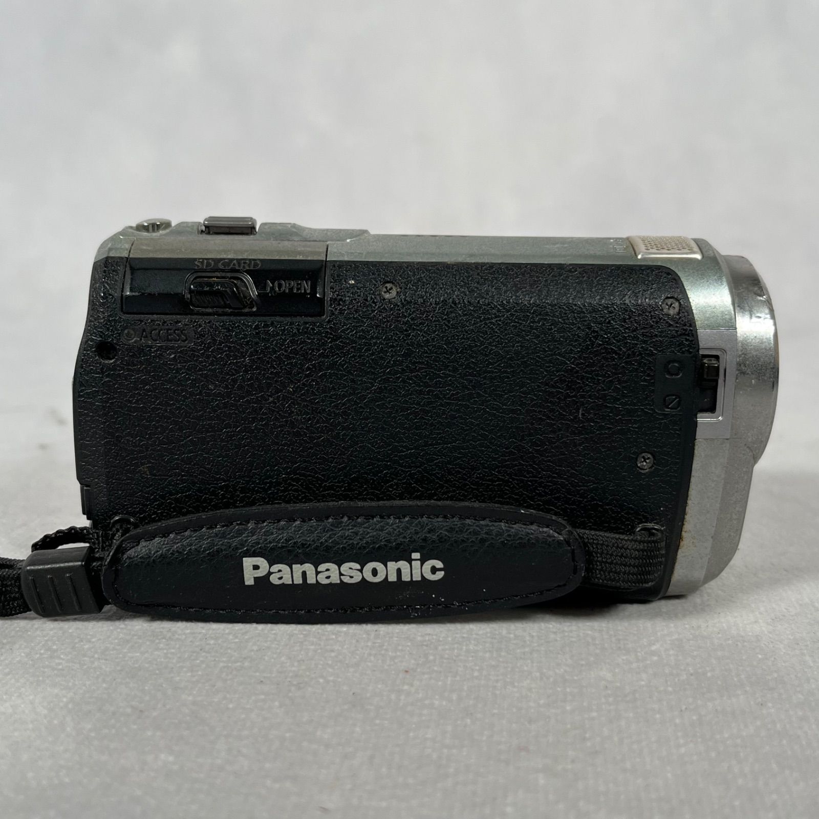 管2605-497】Panasonic パナソニック HDC-TM30 シルバー ビデオカメラ 