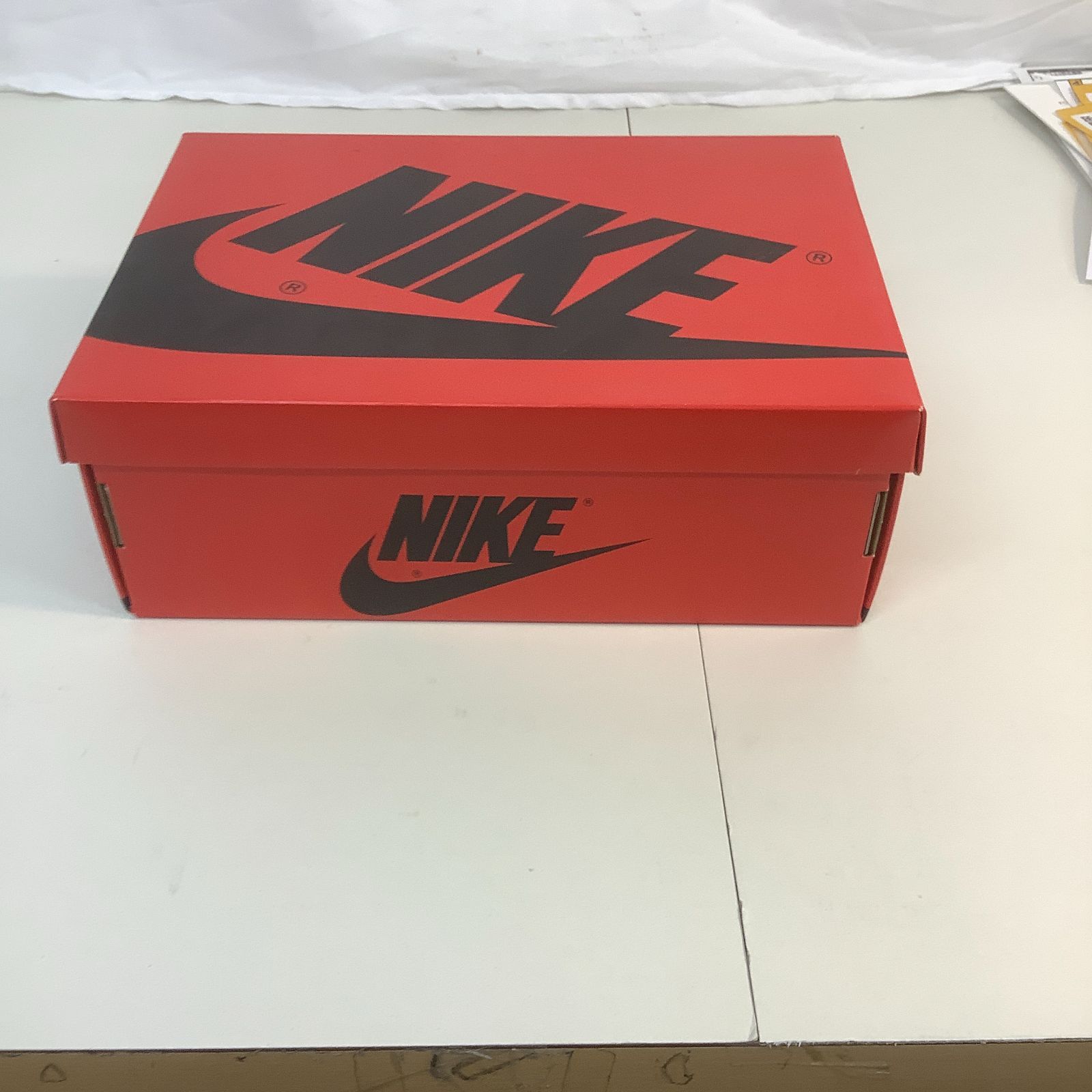 [八戸80-2]　NIKE　AIR JORDAN 1 HI 85 BQ4422 100