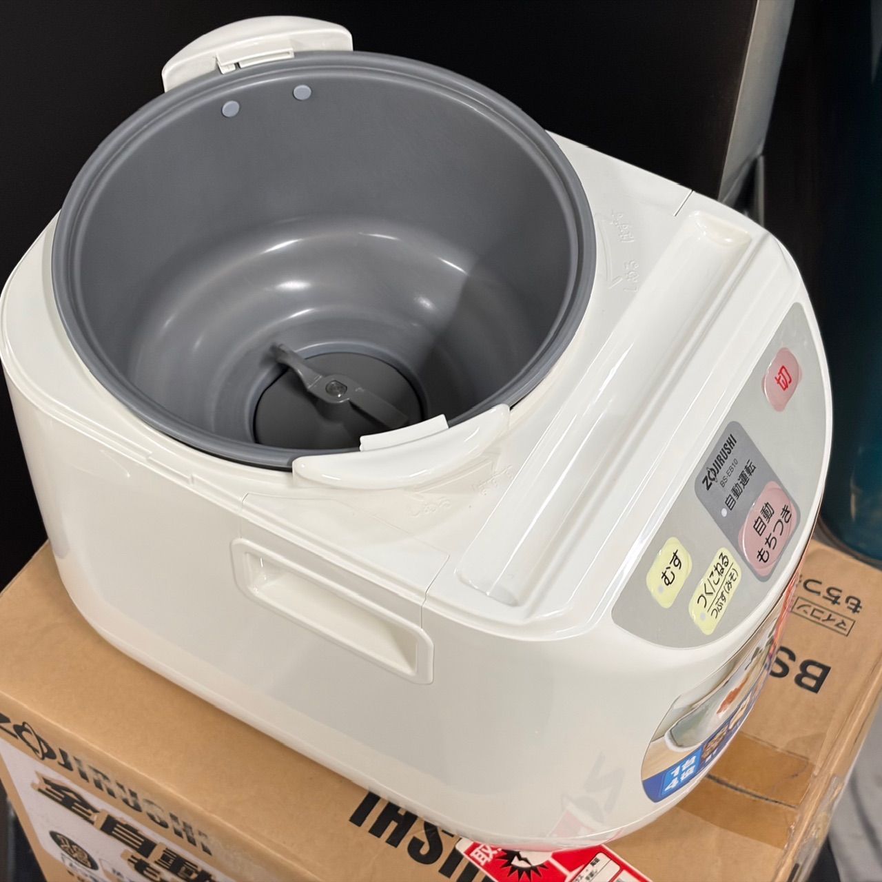 未使用に近い/2008年製】象印 ZOJIRUSHI 力もち BS-EB10-WB マイコン