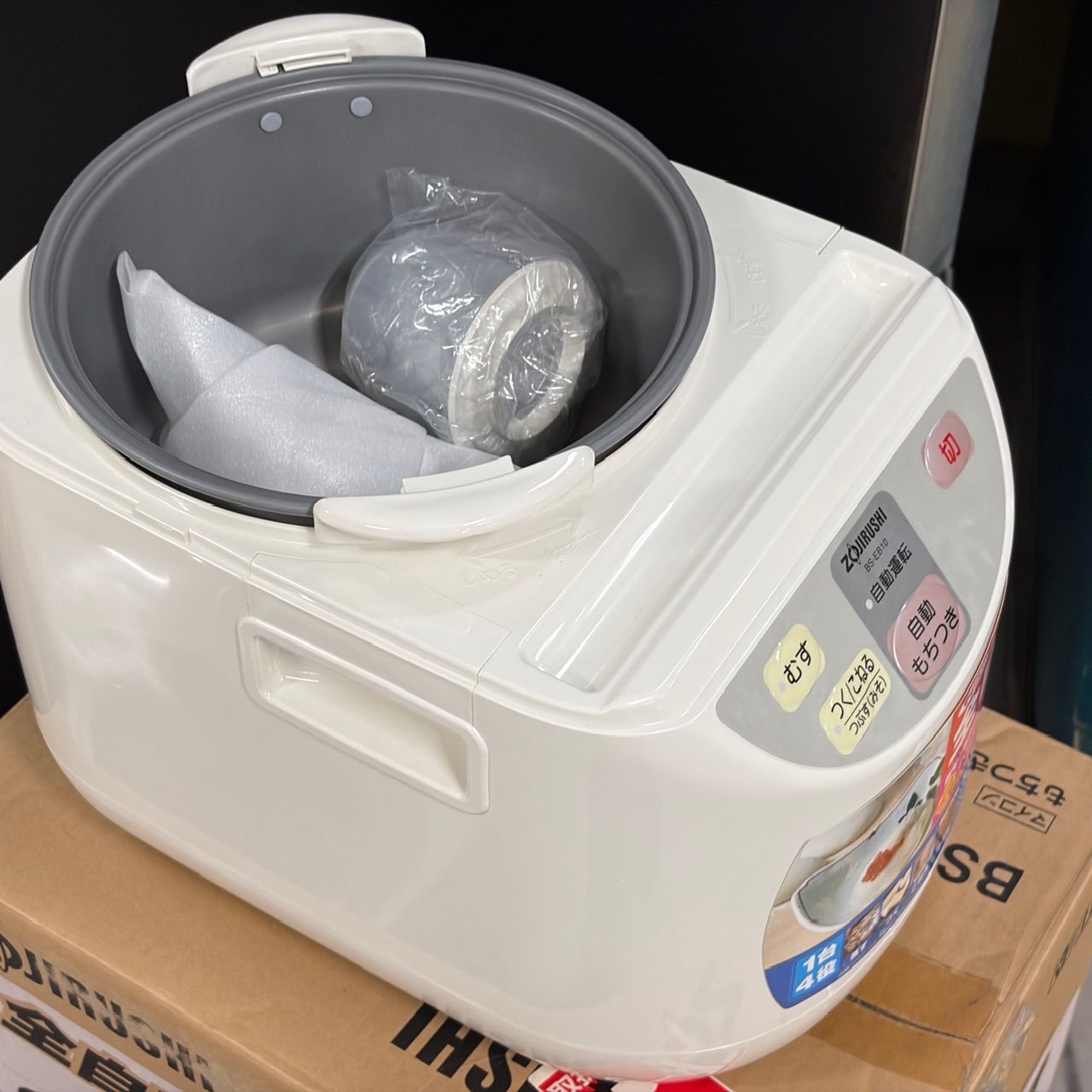 未使用に近い/2008年製】象印 ZOJIRUSHI 力もち BS-EB10-WB マイコン