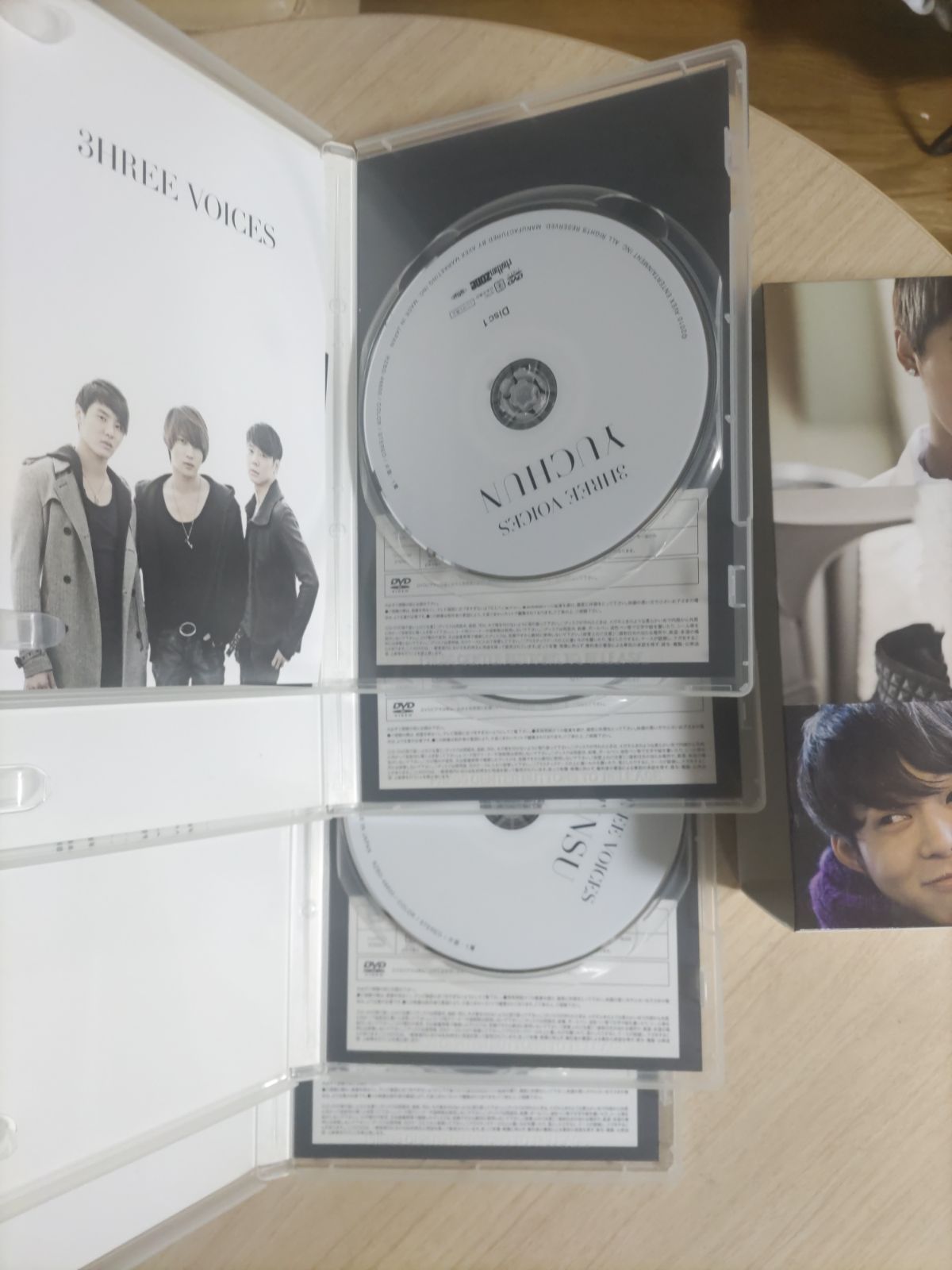 JUNSU JEJUNG YUCHUN 3HREE VOICES 4枚組 DVD JYJ 東方神起 - メルカリ