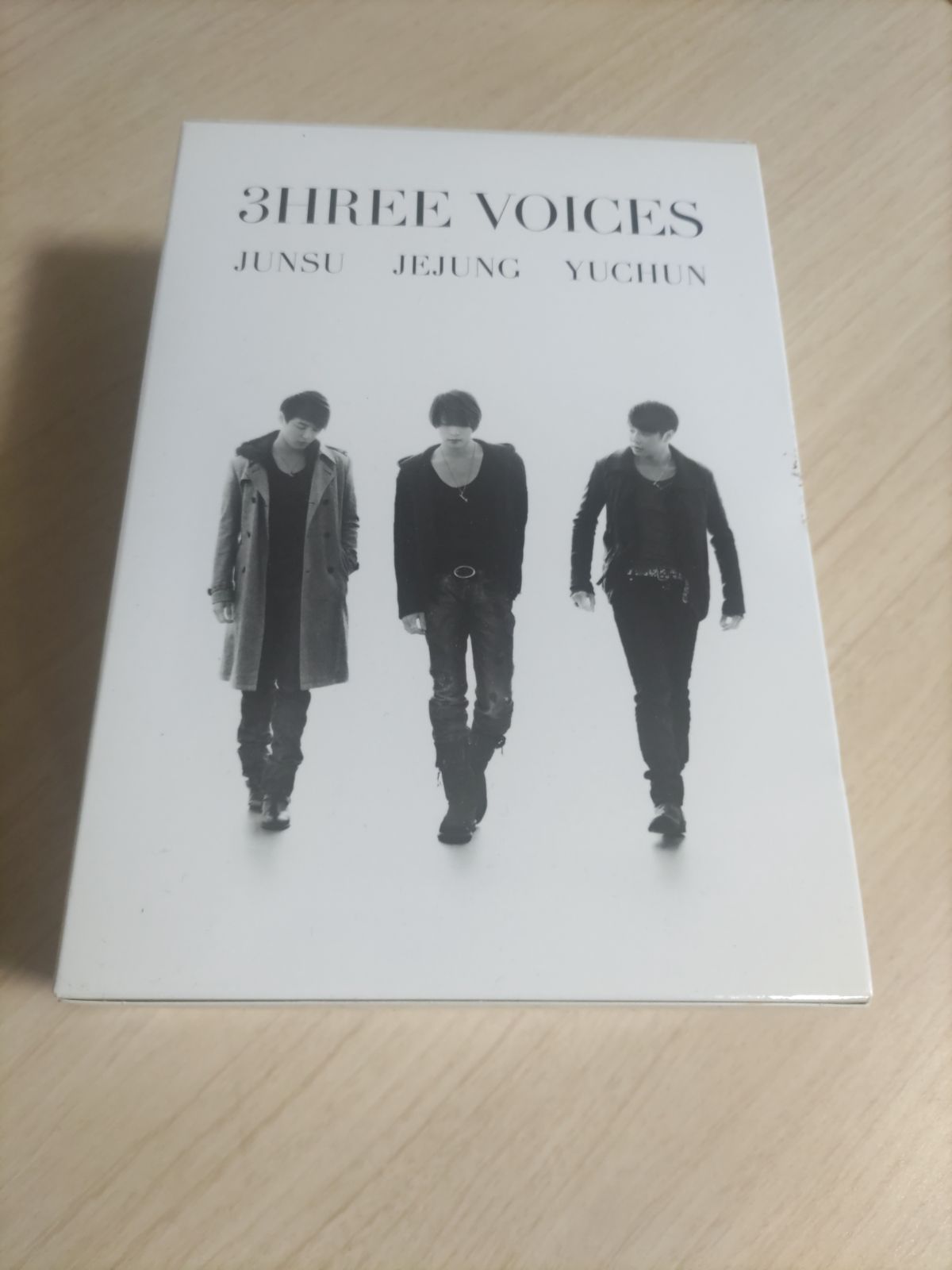 JUNSU/JEJUNG/YUCHUN/3HREE VOICES〈4枚組〉 JUNSU JEJUNG YUCHUN 3HREE VOICES 4枚組 DVD JYJ 東方神起 - メルカリ