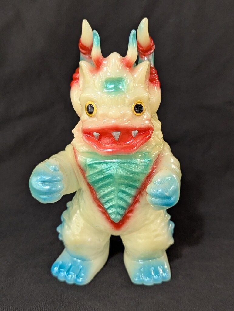 U.S.TOYS シャンプーボトルタイプ SBミクラス (蓄光)