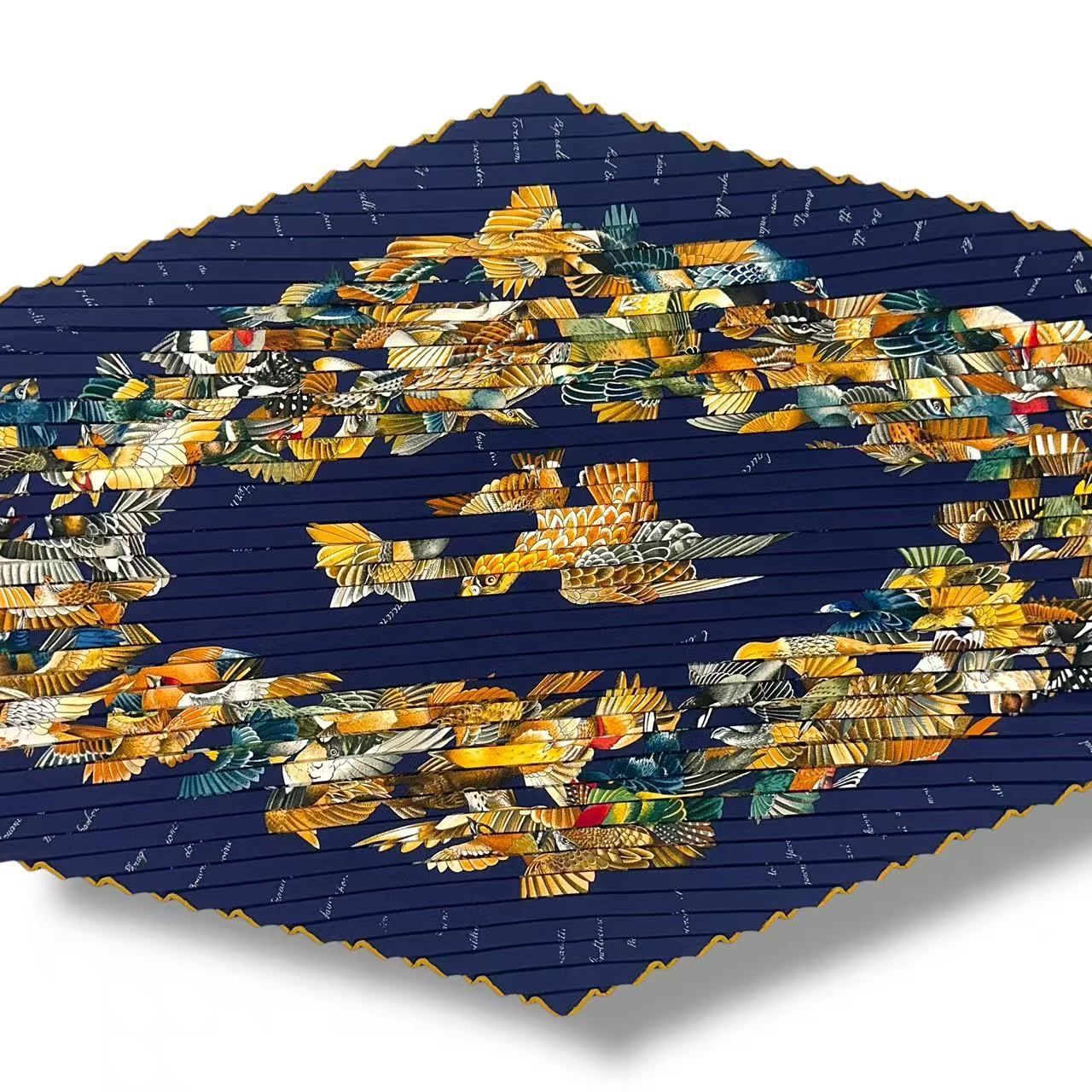 希少 新品同様 HERMES エルメス スカーフ プリーツ シルク L'intrus