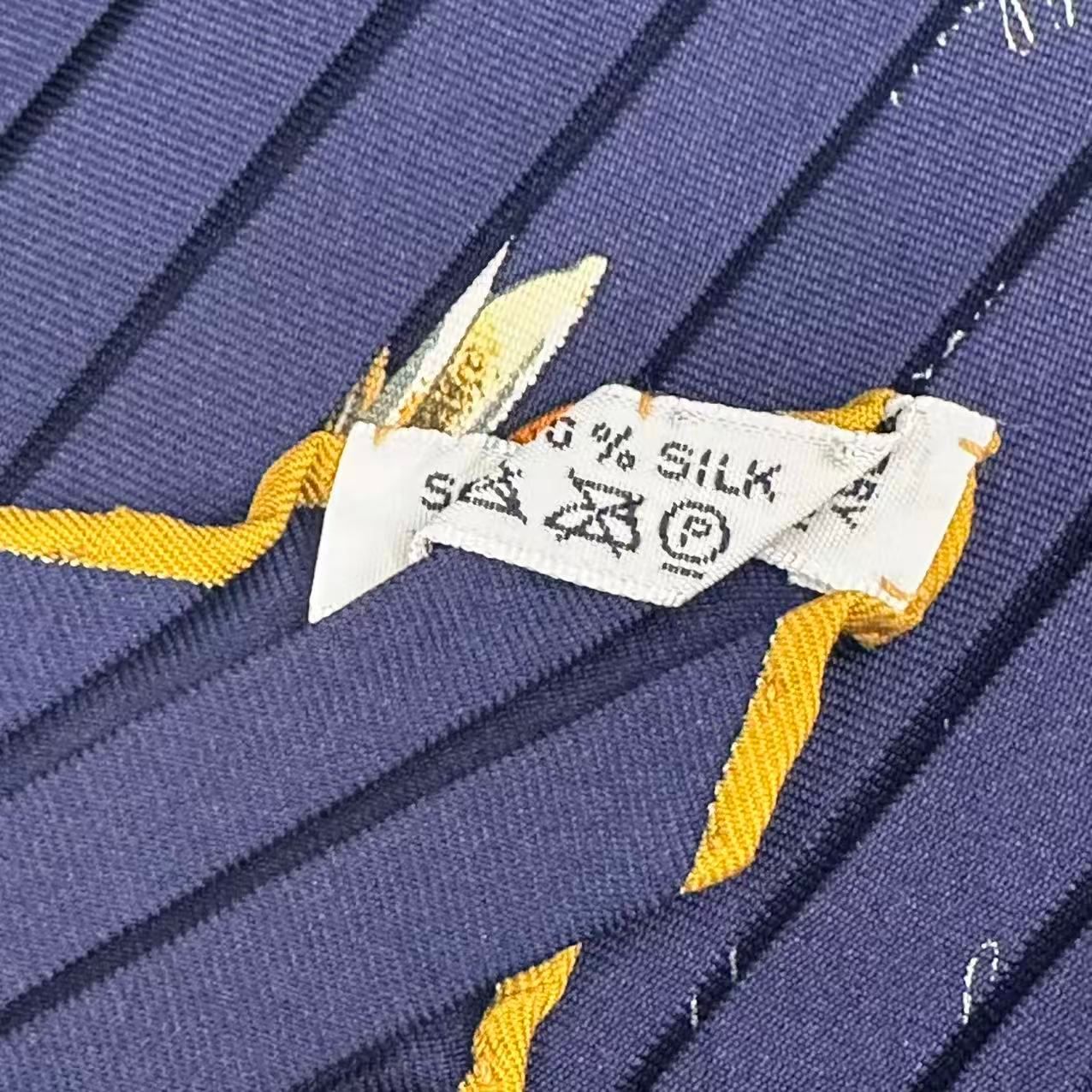 希少 新品同様 HERMES エルメス スカーフ プリーツ シルク L'intrus