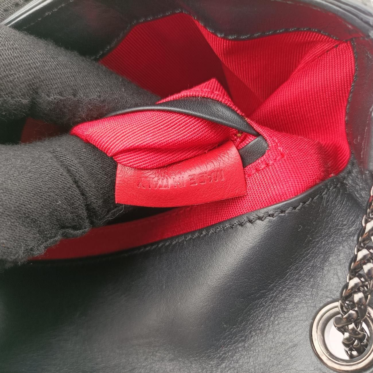 クリスチャンルブタンChristian Louboutinスイート チャリティー