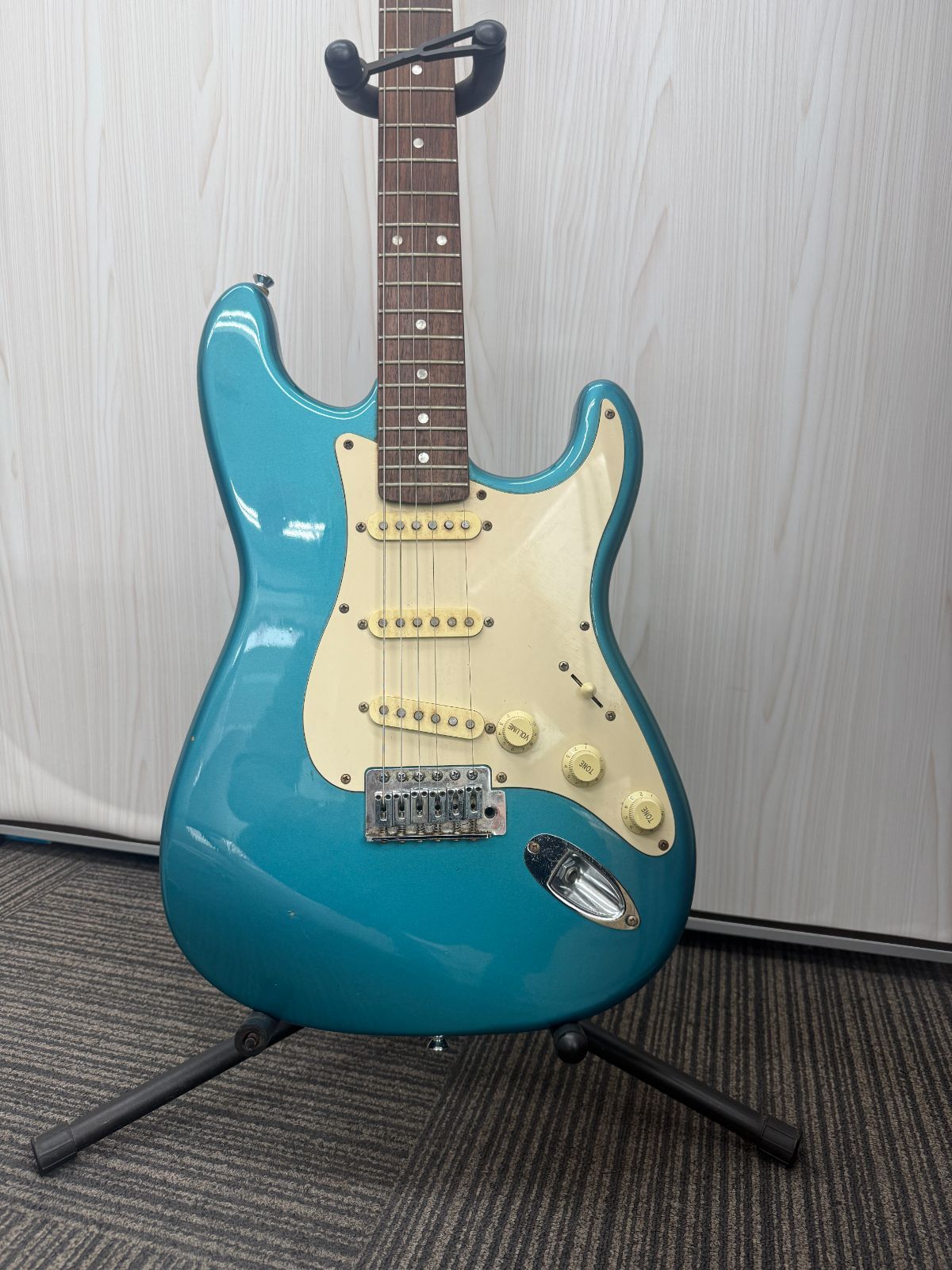 D【中古品】FERNANDES フェルナンデス　エレキギター 弦楽器　趣味