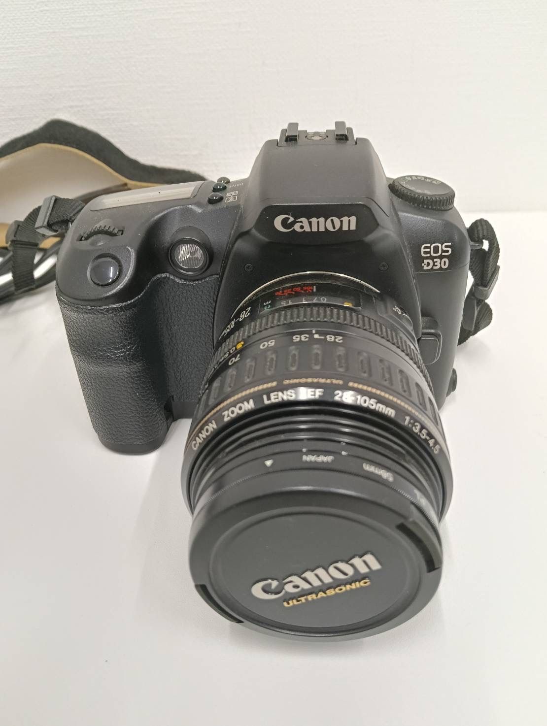 【中古品】 Canonキヤノン EOS D30 デジタルカメラ 一眼レフ デジカメ カメラ 充電器付き 現状品