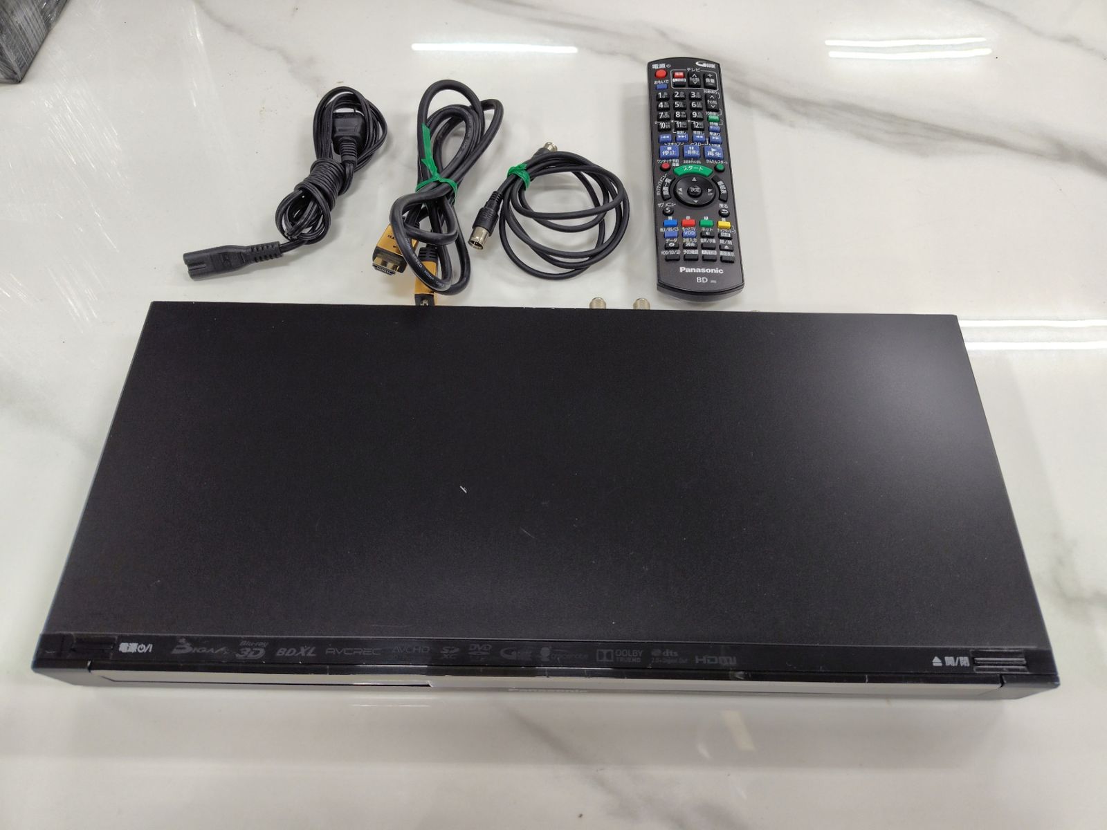 Panasonic(パナソニック) DIGA 500GB 2チューナー ブルーレイレコーダー ブラック DMR-BWT560 2014年製