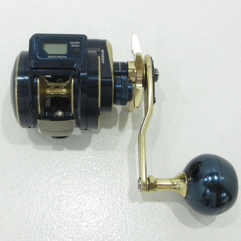 【三重本店】 中古 Daiwa | ダイワ リール 21 SALTIGA ソルティガ IC300 ベイト 右ハンドル 【86】
