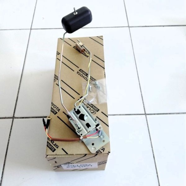 トヨタ 純正品 80系 ランドクルーザー ランクル HDJ81,HZJ81 フューエルセンダゲージ ASSY 燃料レベルセンサー Fuel sender gauge