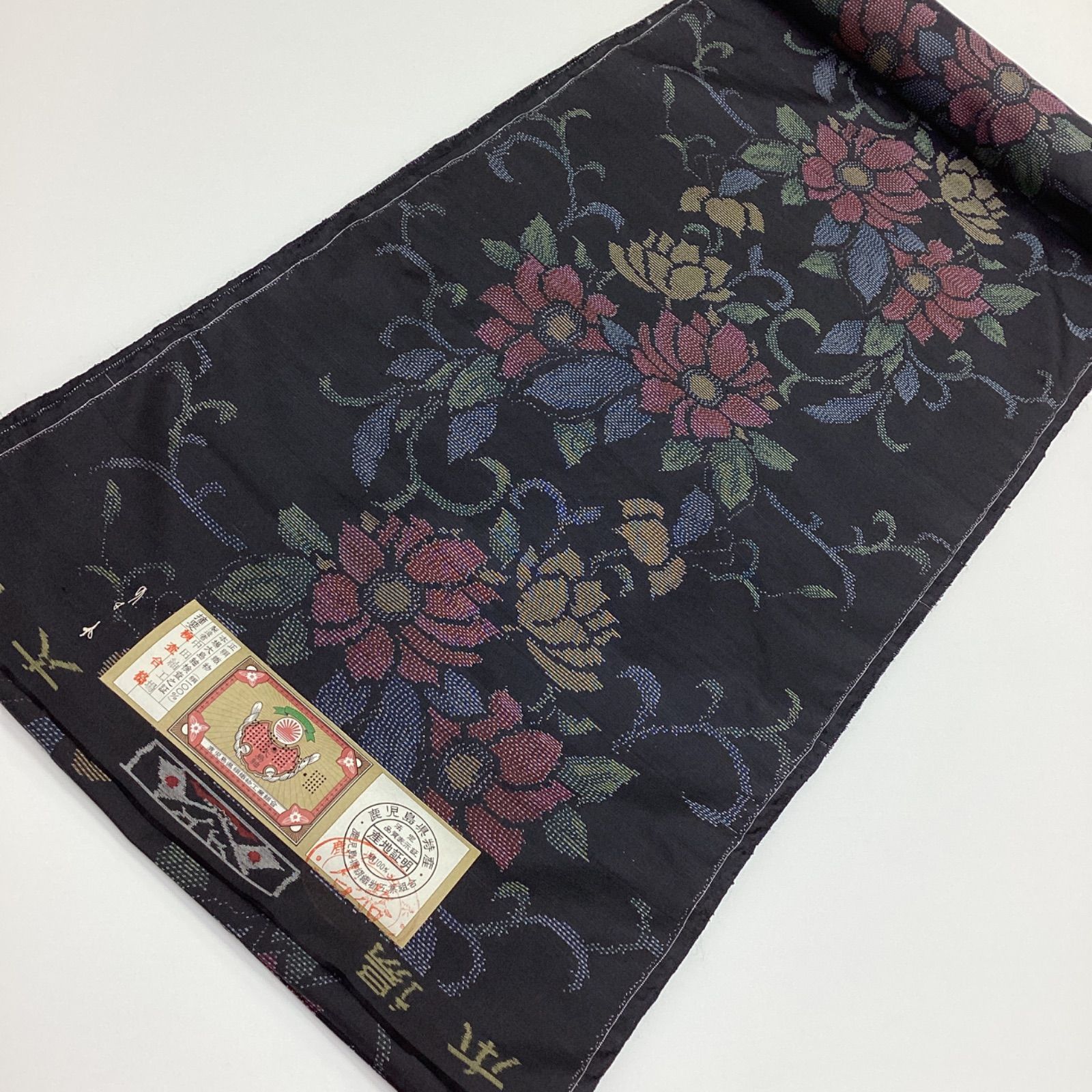 中古品 未使用 本場大島紬反物 正絹 花 R928 - メルカリ