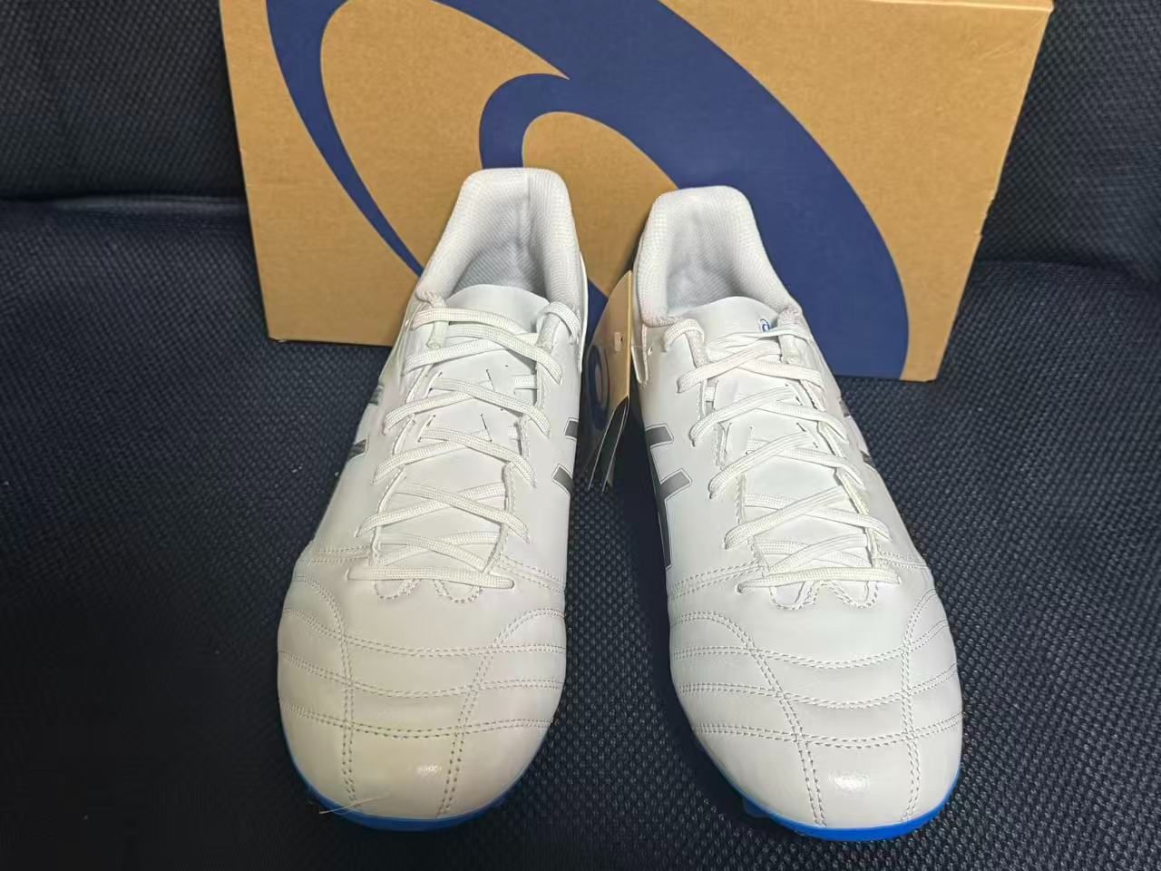 アウトレット asics(アシックス) ユニセックス大人 DS LIGHT CLUBサッカーシューズ 28.5CM 未使用品/送料無料/激安