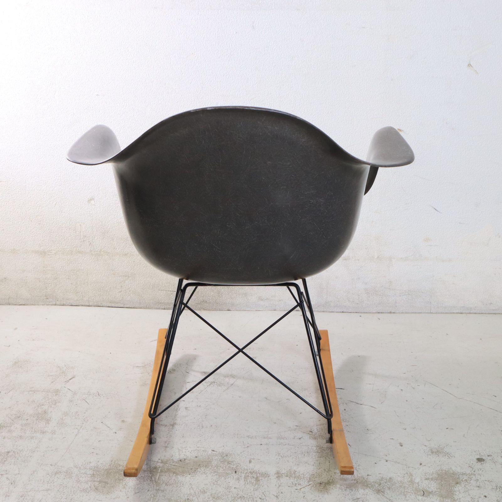 Herman Miller 2ndビンテージ イームズ アームシェルチェア RAR