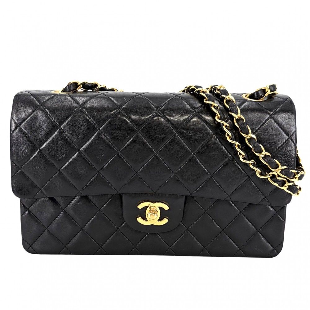 シャネル ショルダーバッグ レディース マトラッセ25 ダブルチェーン チェーンショルダー ブルフラップ 肩掛け CHANEL ラムスキン ブラック 黒 ゴールド金具【中古品】