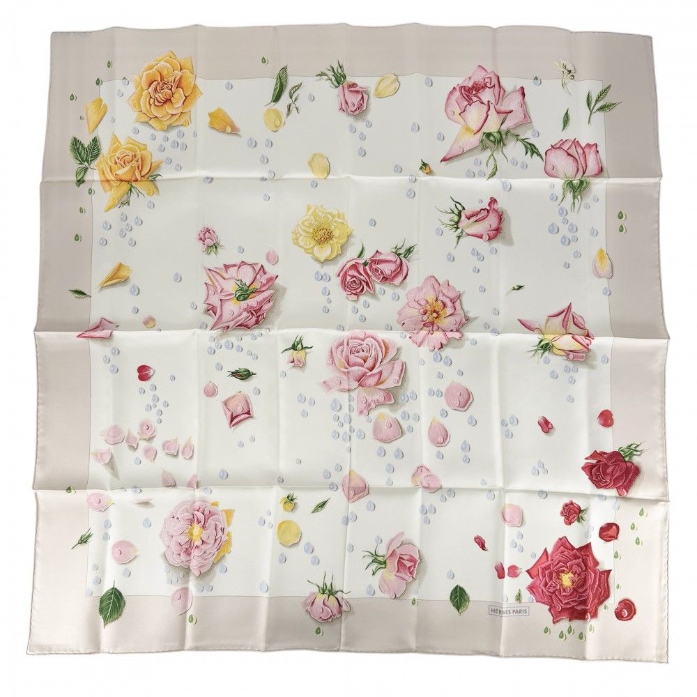 エルメス スカーフ レディース カレ90 LA ROSEE 薔薇の雫 ファッションアイテム Carres HERMES シルク アイボリー レッド 赤 美品【中古品】