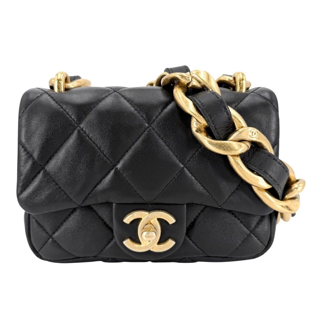 シャネル ショルダーバッグ レディース マトラッセ ココマーク 肩掛け チェーン スクエア ミニバッグ CHANEL ラムスキン ブラック 黒 ゴールド金具 美品【中古品】