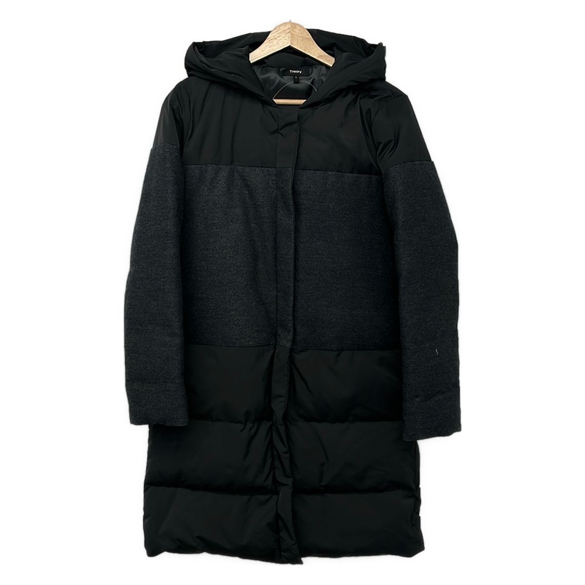 theory(セオリー) ダウンコート サイズS レディース美品 - 黒×ダークグレー 長袖/冬