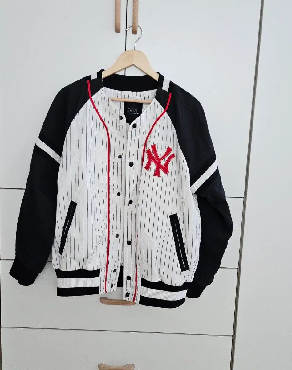 MLBスタジャン スタジアムアウター ユニセックス M
