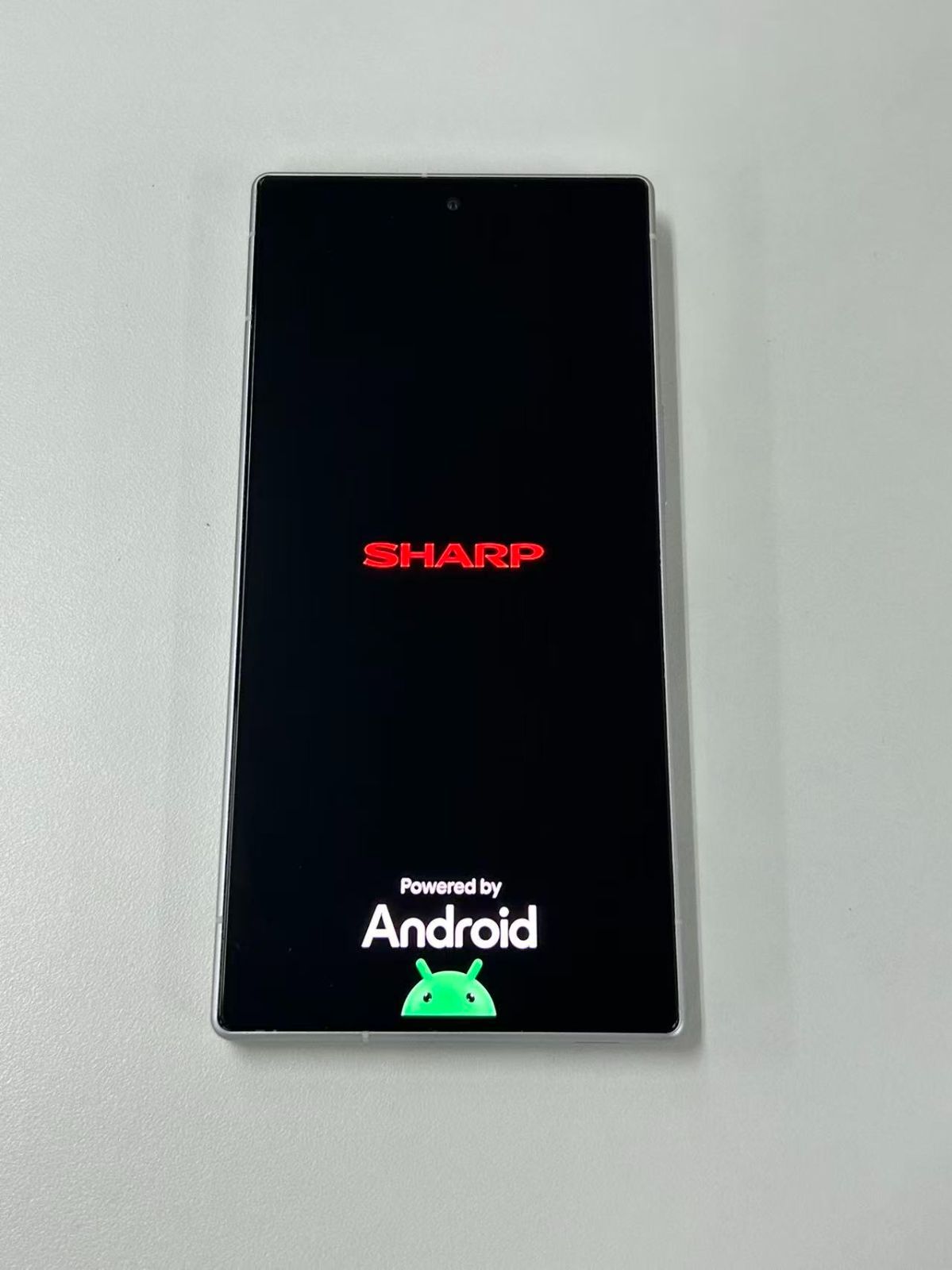 ジャンク】AQUOS R9 ホワイト 起動不良 - メルカリ