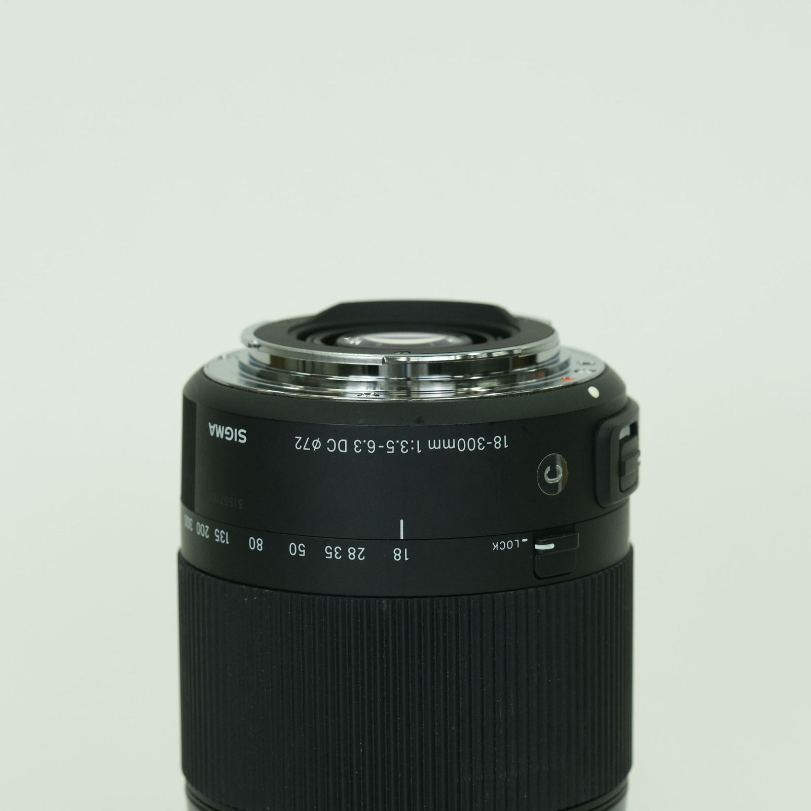 美品 | フィルター付] SIGMA 18-300mm F3.5-6.3 DC MACRO OS HSM 
