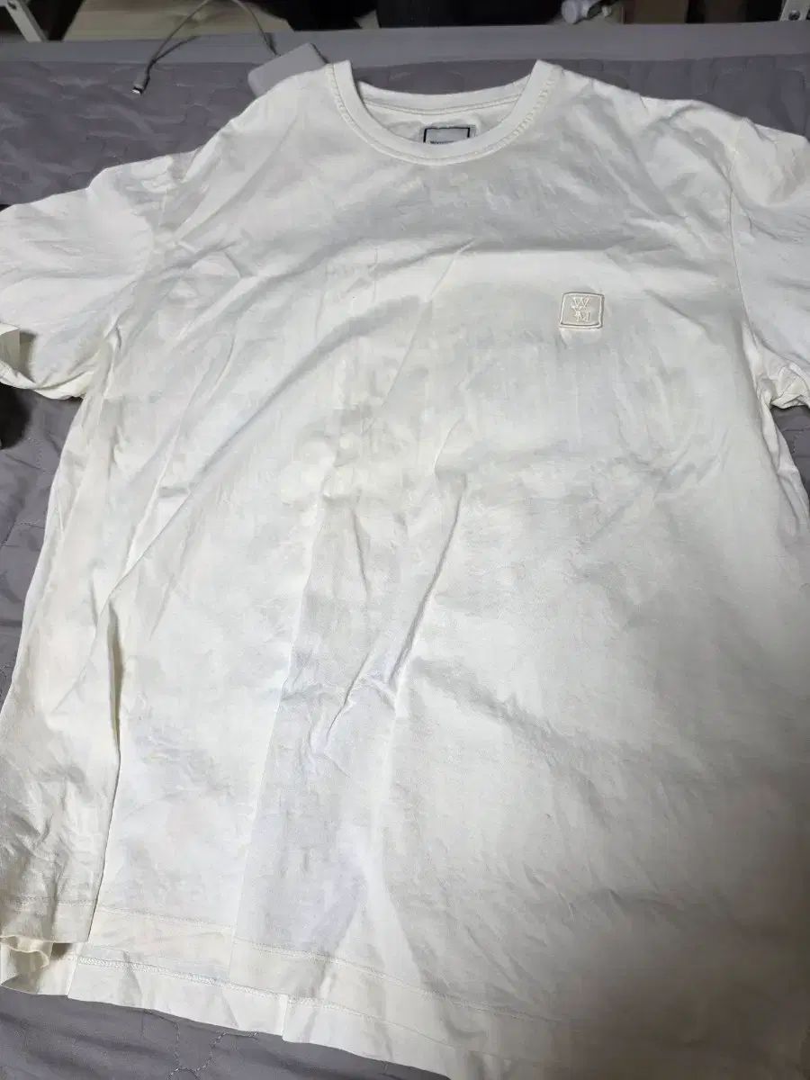 ウーヨンミ 半袖Tシャツ アイボリー