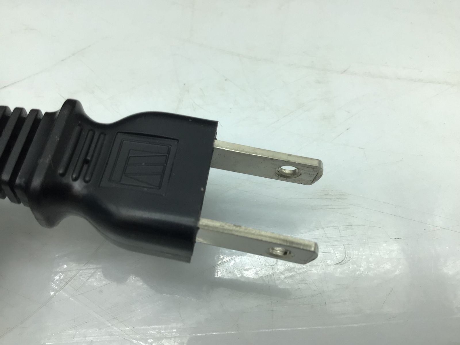 【中古品】Makita/マキタ DC40RA ☆ 急速充電器 [IT_MGG5W][知立][M04]