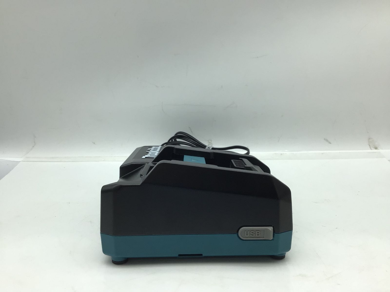 【中古品】Makita/マキタ DC40RA ☆ 急速充電器 [IT_MGG5W][知立][M04]
