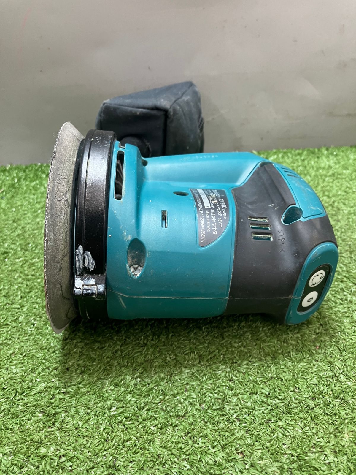 【中古品】【0936】makita(マキタ) 125㎜18v充電式ランダムオービットサンダ (本体のみ) BO180DZ　ITHB55358CFK