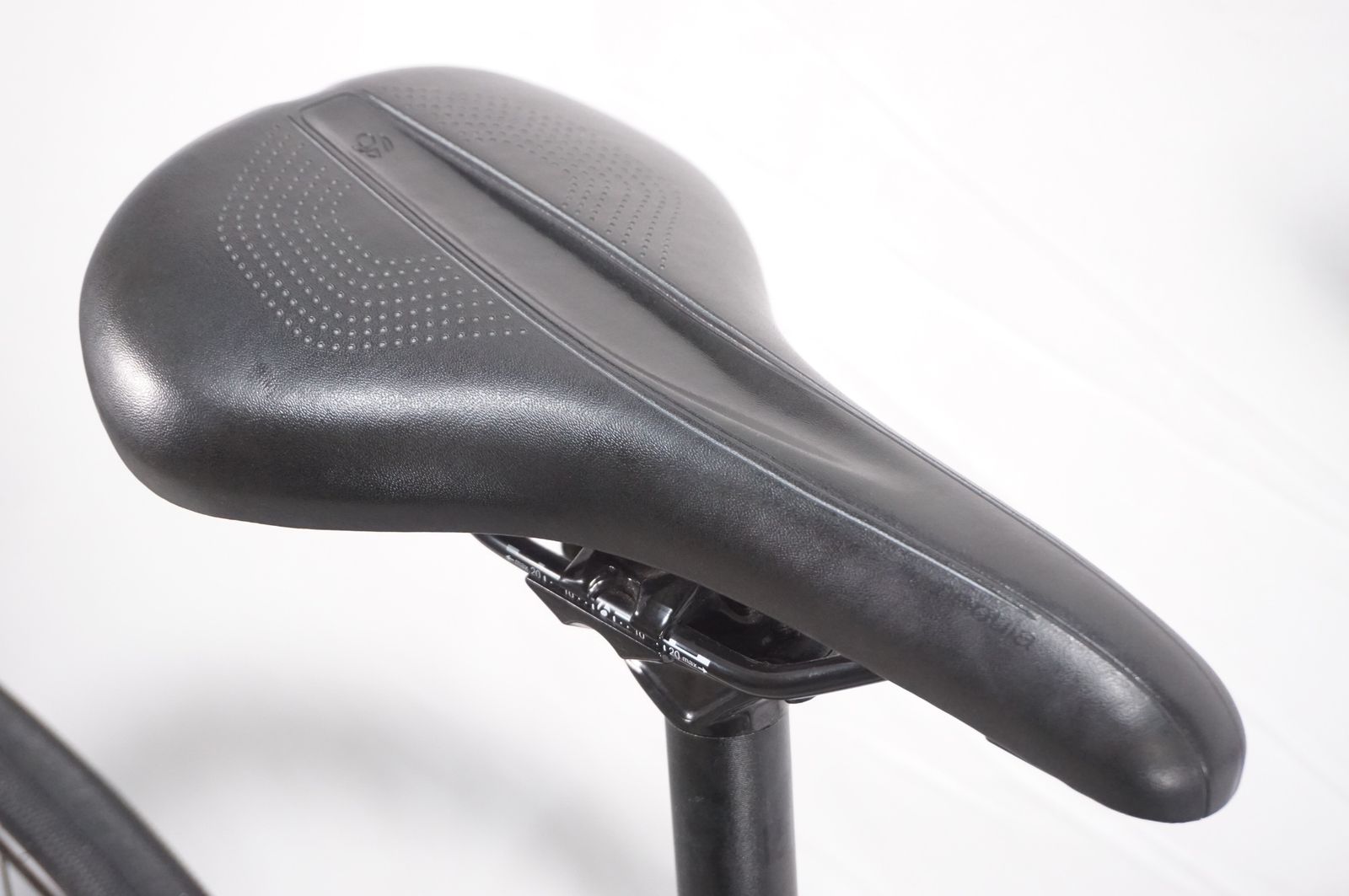 TREK 「トレック」 FX SPORT CARBON4 2021年モデル クロスバイク / バイチャリAKIBA店