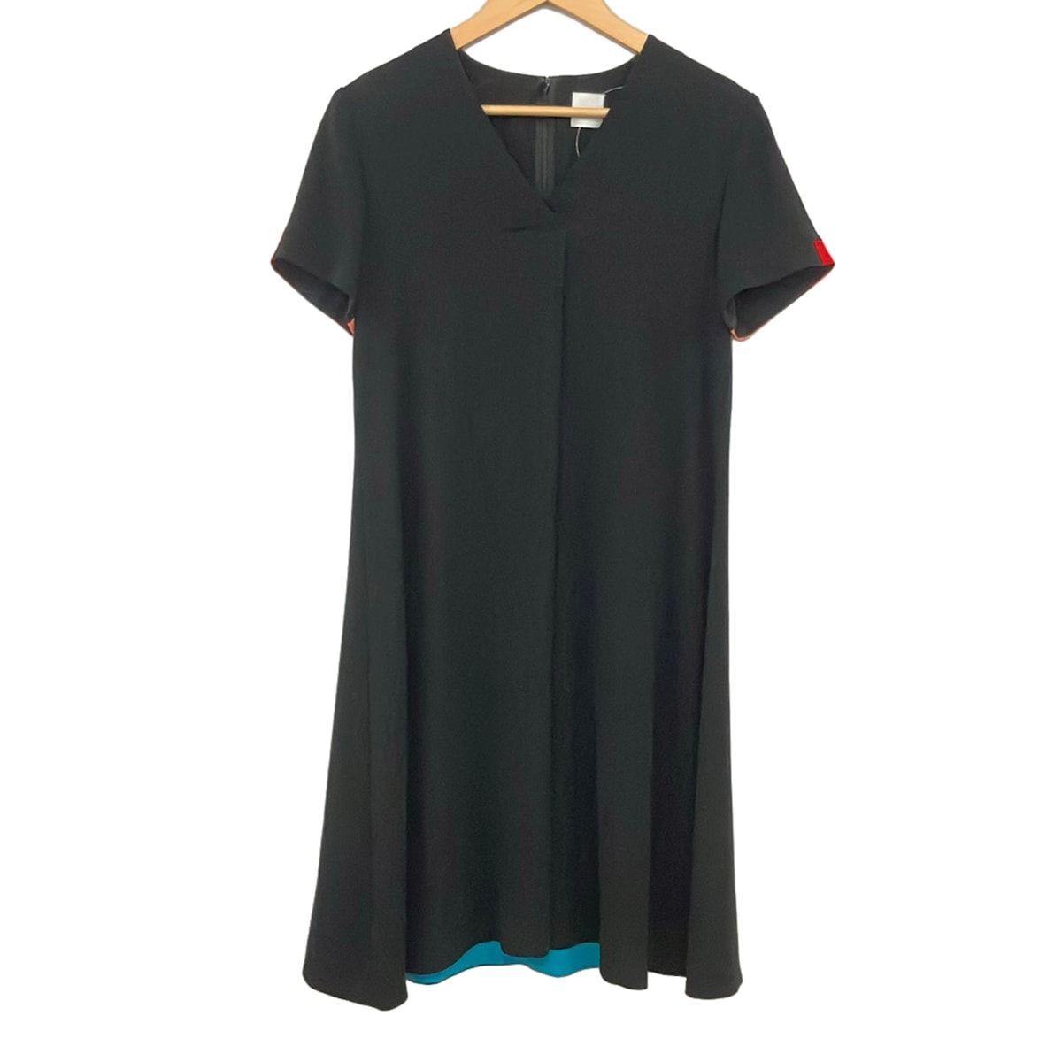 PaulSmith(ポールスミス) ワンピース サイズ40 L レディース美品 - 黒×レッド×マルチ Vネック/半袖/ロング