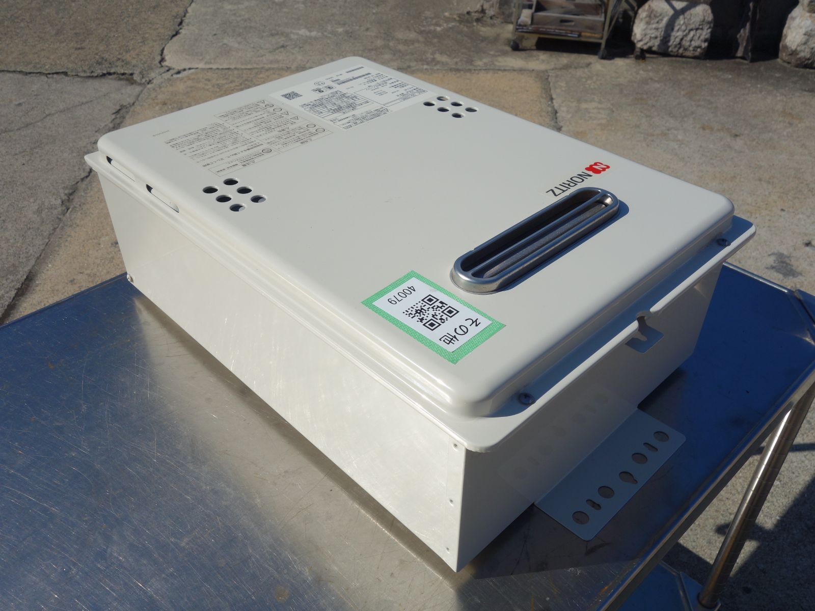 【中古】M▽ノーリツ 給湯器 2023年 プロパンガス LPガス 16号 100V GQ-1639WE-1 (40079)