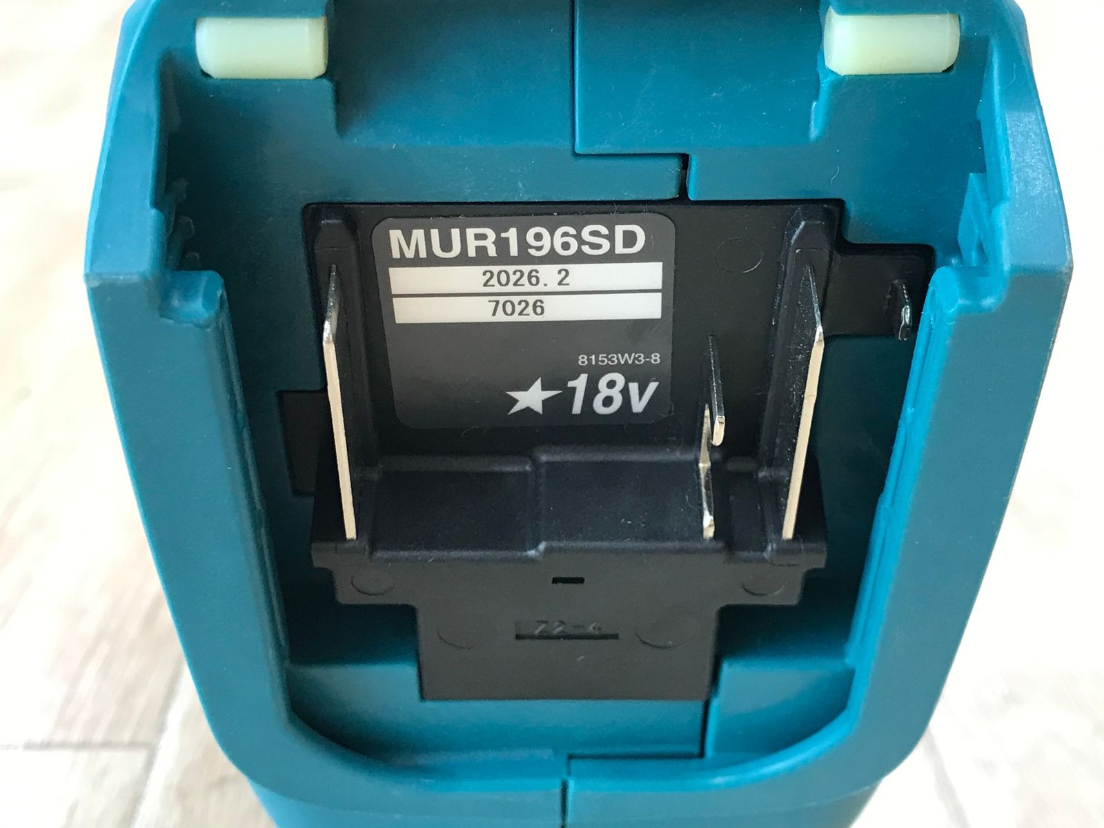 【未使用品】【0918】makita 草刈り機　MUR196SDWF　ITBF0ZNJ4UUM