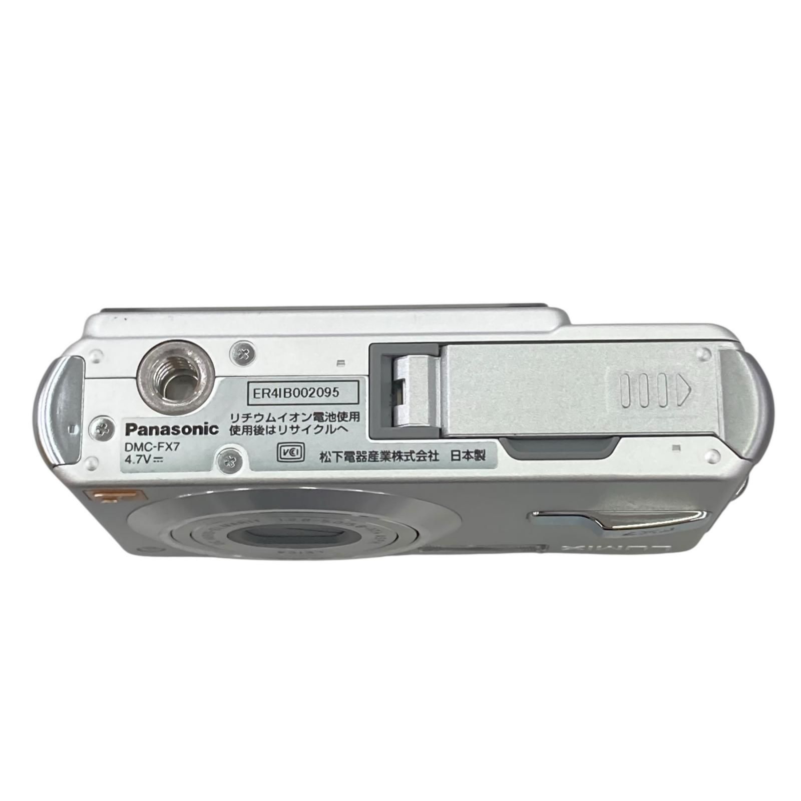 118010 通電確認のみ Panasonic パナソニック 現状品 デジタルカメラ LUMIX DMC-FX7 シルバー