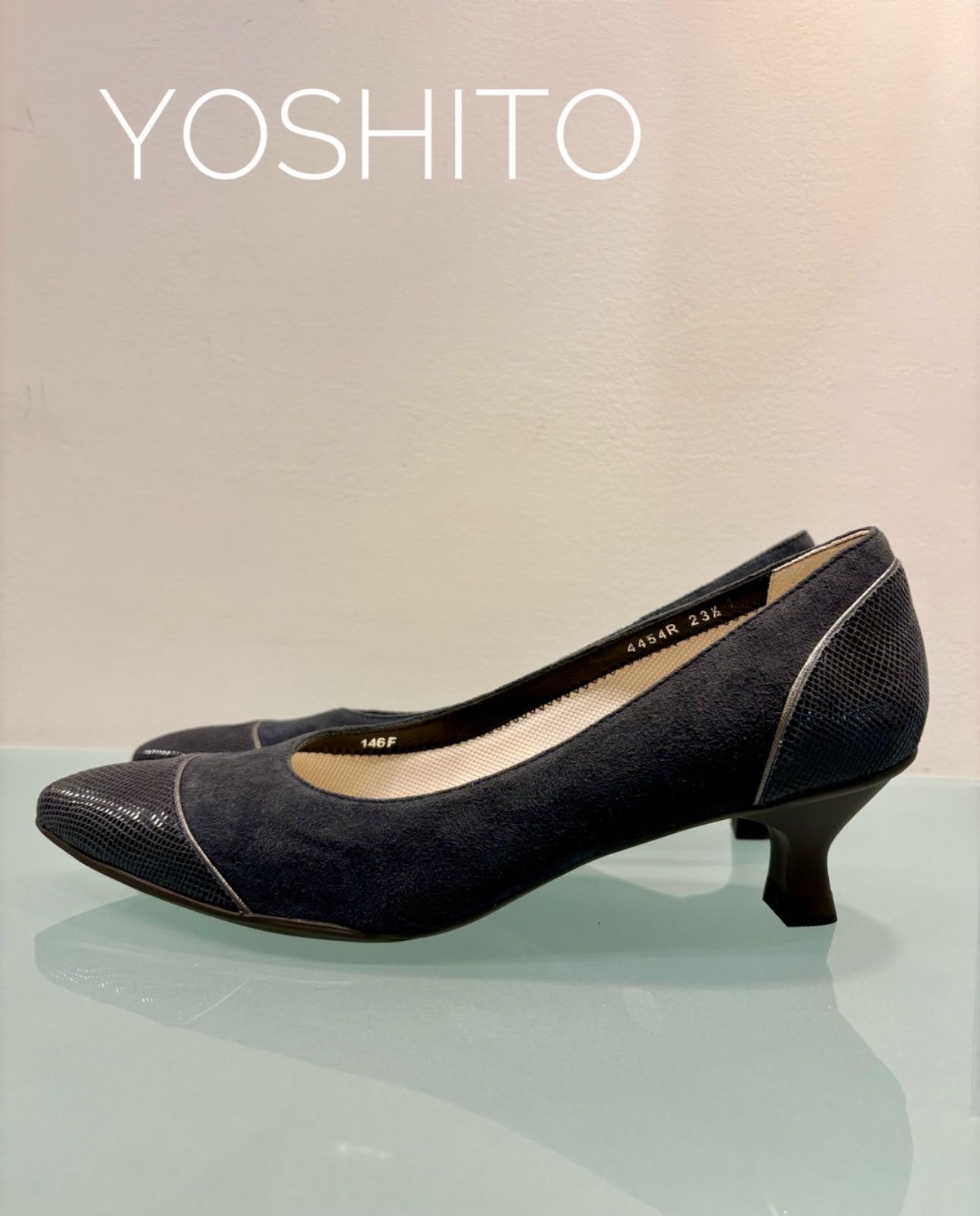 【YOSHITO/ヨシト】訳あり ネイビーコンビ パンプス 23.5cm 4.5cmヒール 全天候対応 Y4454R