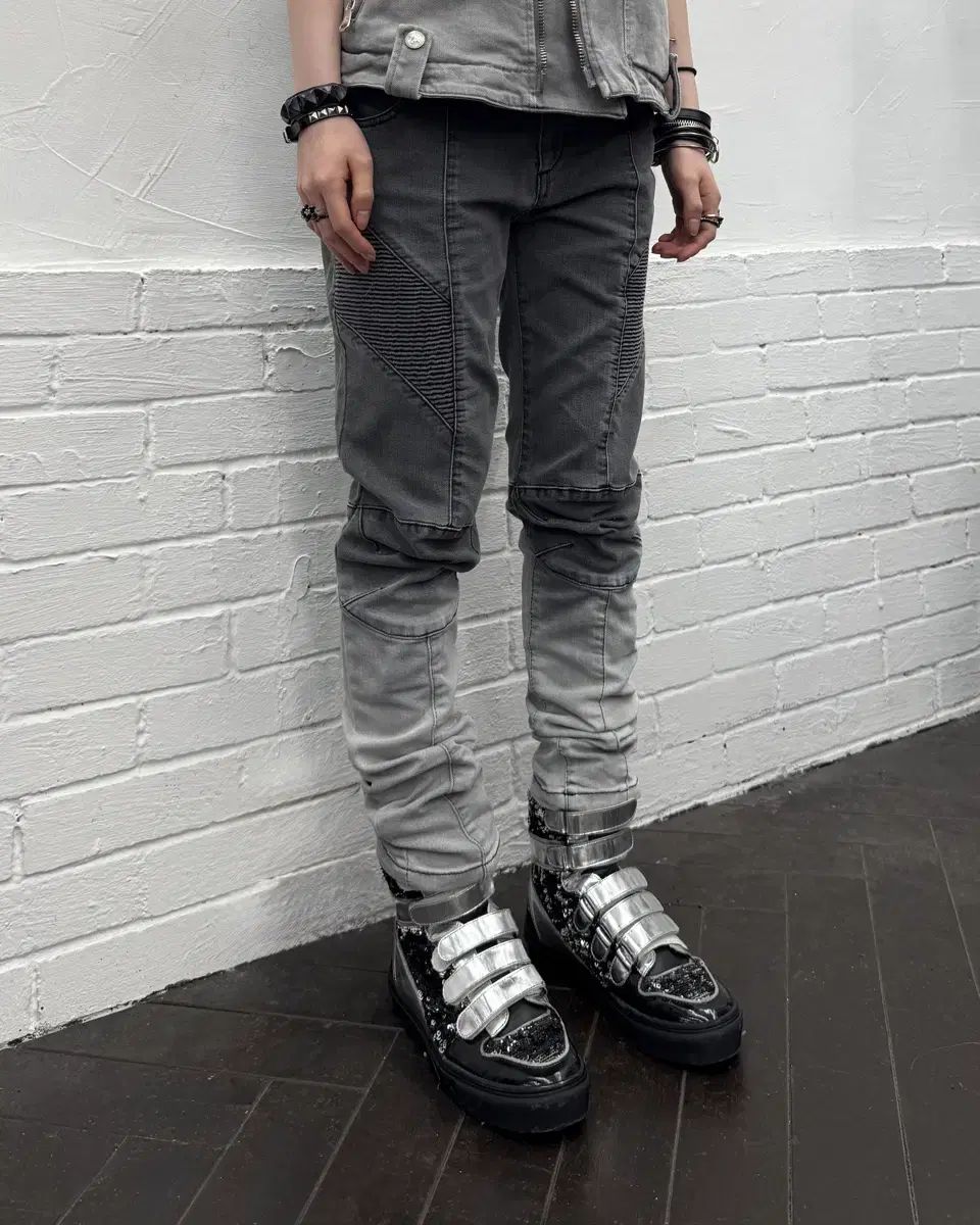 BALMAIN バルマン
