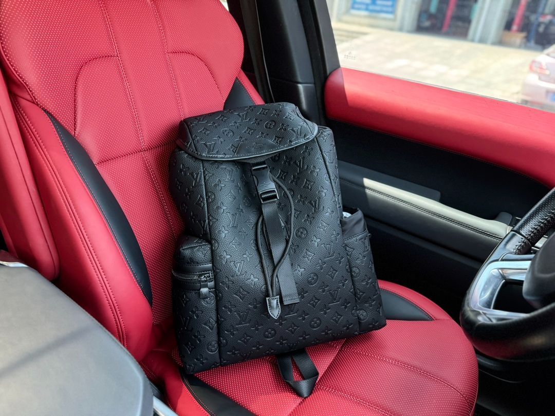 【今日特価】Louis Vuitton ルイ・ヴィトン クリストファー ダブルショルダーバッグ 送料無料 限定セール価格！