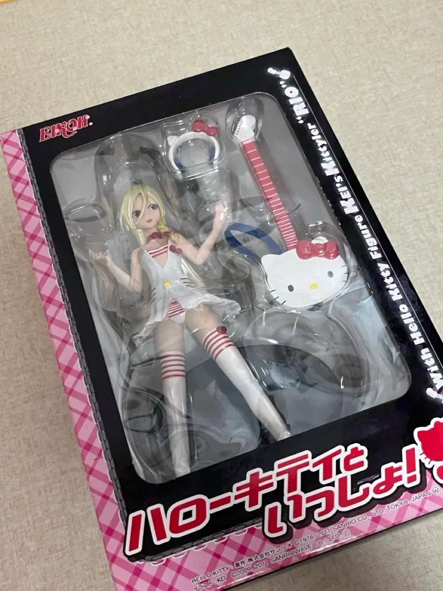 ハローキティと一緒におもちゃフィギュア 未開封 クラシックフィギュア