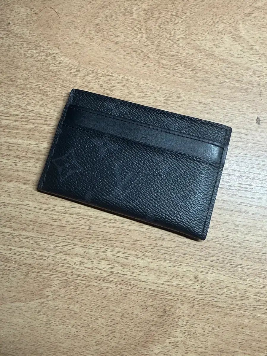 ルイヴィトン エクリプス カードウォレット