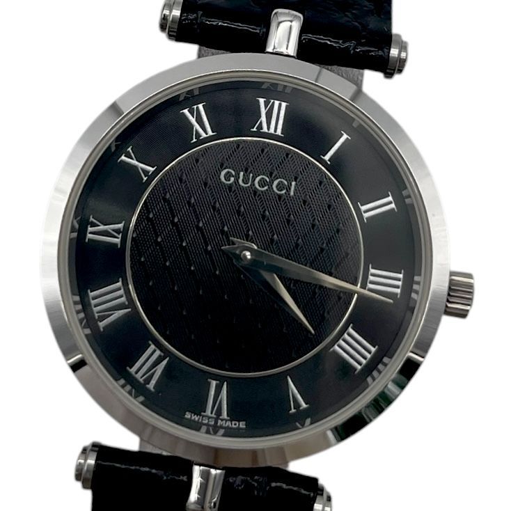 新品電池 稼働品 GUCCI グッチ メンズ腕時計 2040M クォーツ QZ ギョーシェ ブラック 文字盤 シルバー レザーベルト スイス製 箱付き