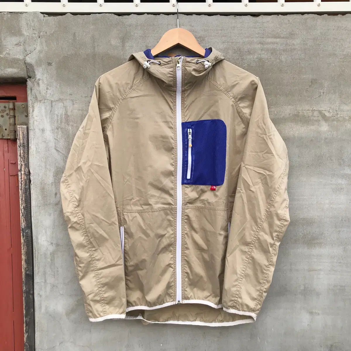 THE NORTH FACE ザノースフェイス ウィンドブレーカー