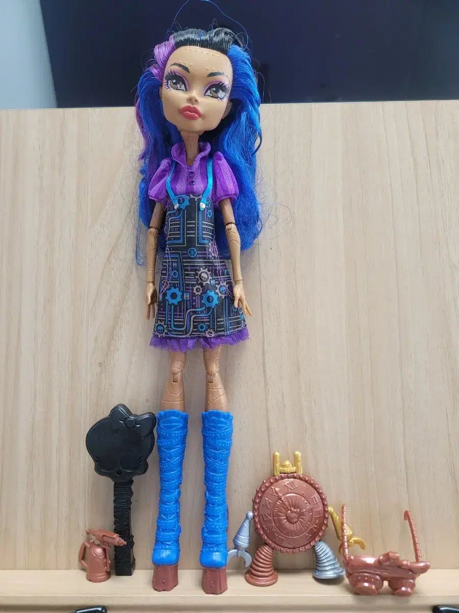 MONSTERHIGH 몬하ドール ロベカチーム